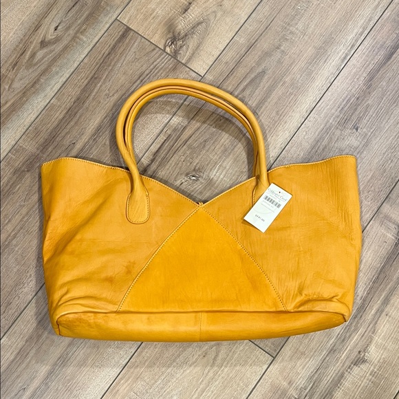 Coldwater Creek - Elegant Mustard Yellow Leather Tote Bag, NWT - Picture 1 of 9